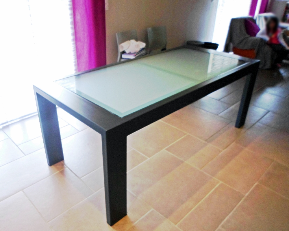 Table Acier peinture époxy + plateau verre