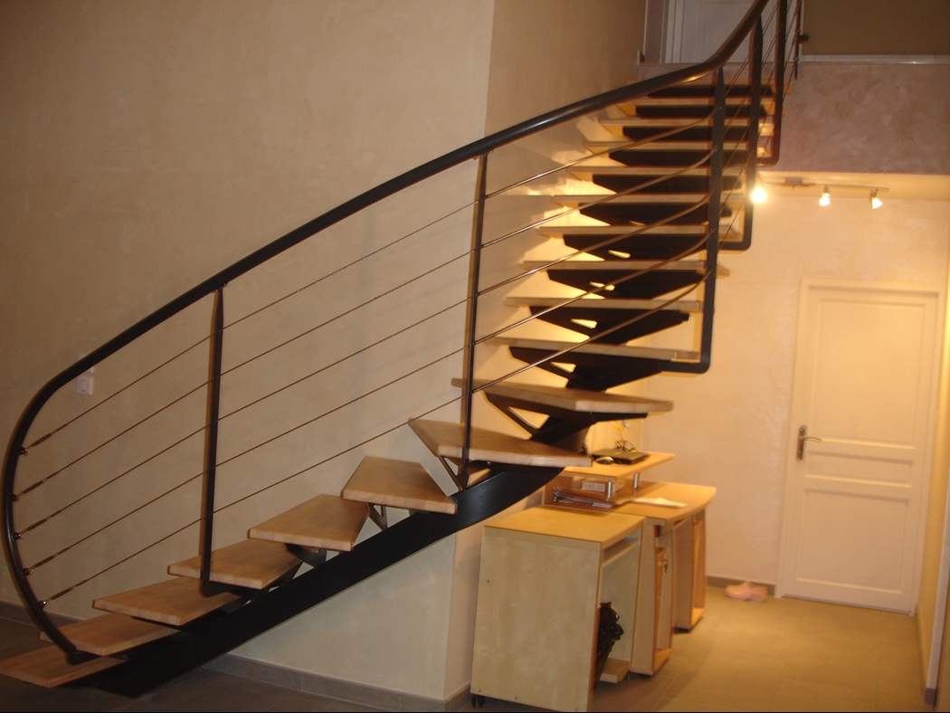 escalier interieur 1 4 tournant